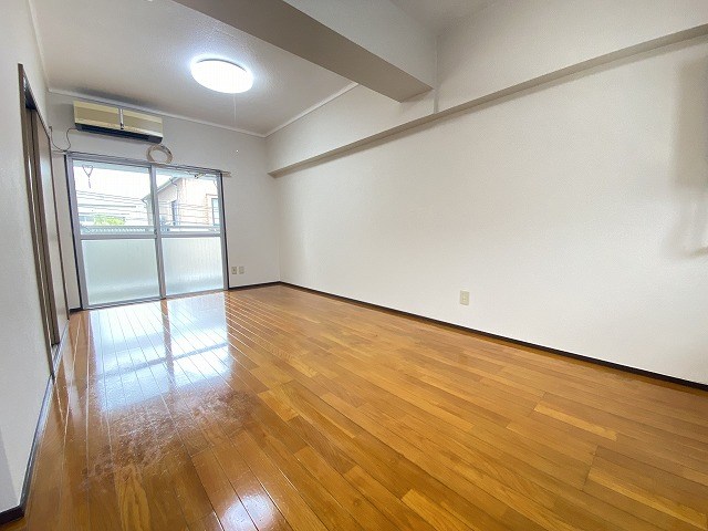 カサグランデタマキ リビング