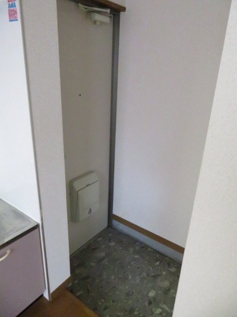 ロジェオータニ 玄関