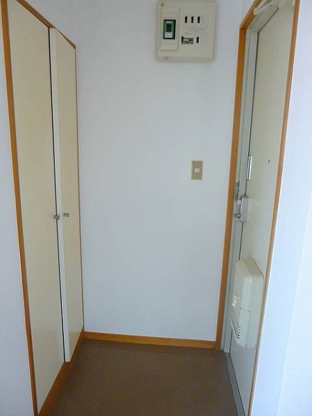 ベルクハイム日暮里   玄関