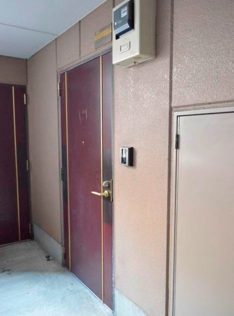 ベルドミール王子 玄関