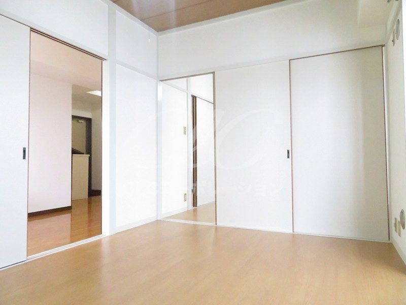 ハイネスカワマタ ベッドルーム