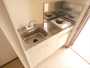 リモーネクワトロ   キッチン