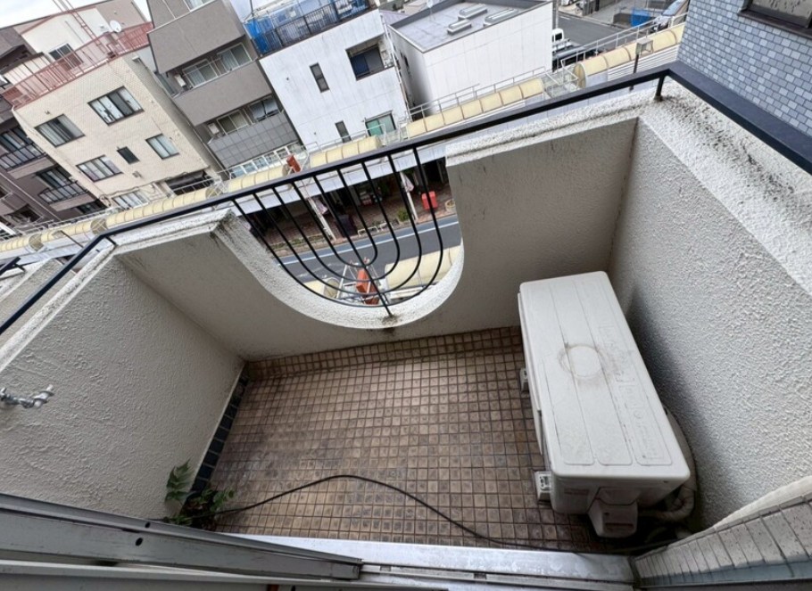 ニューシャトレーマンション ベランダ