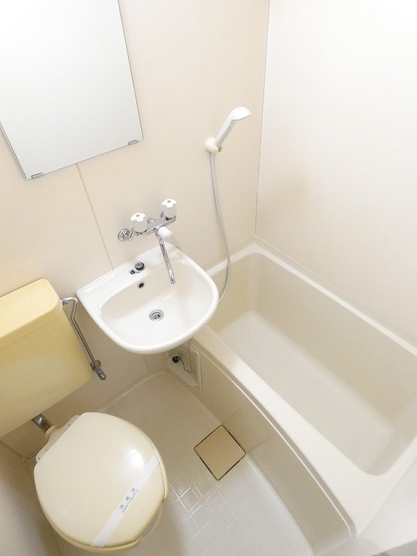 インスパイアートⅡ 風呂画像