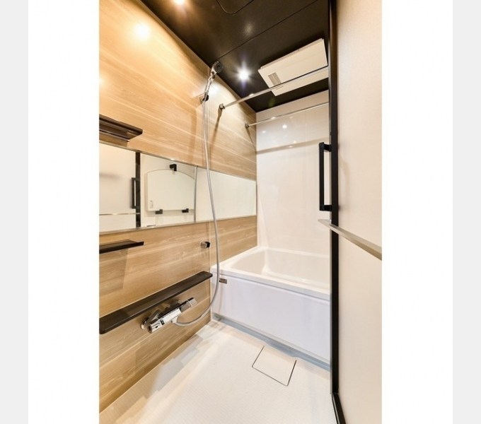 コンフォリア・リヴ八丁堀 風呂画像