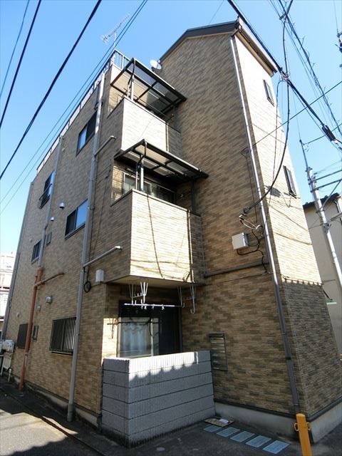 フルリール  外観