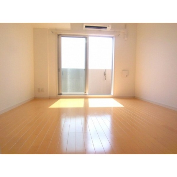 フルリール  リビング