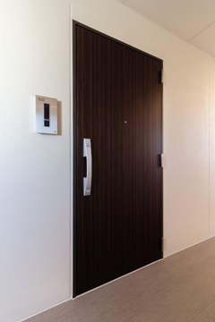 セレサ市川行徳 玄関