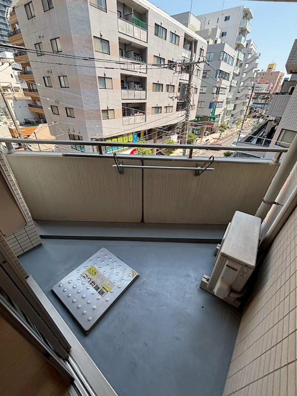 グランフォース綾瀬 ベランダ