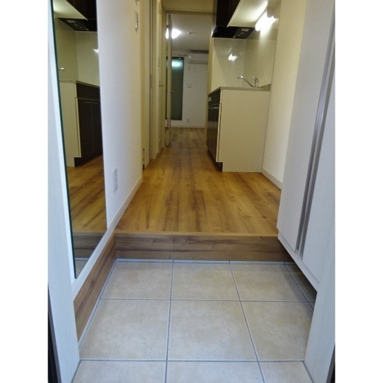 グランドール亀有Ⅴ 玄関