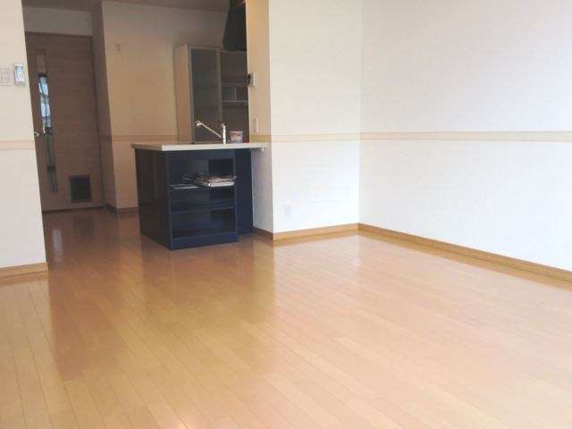 ロイヤルパークスシーサー南千住  リビング