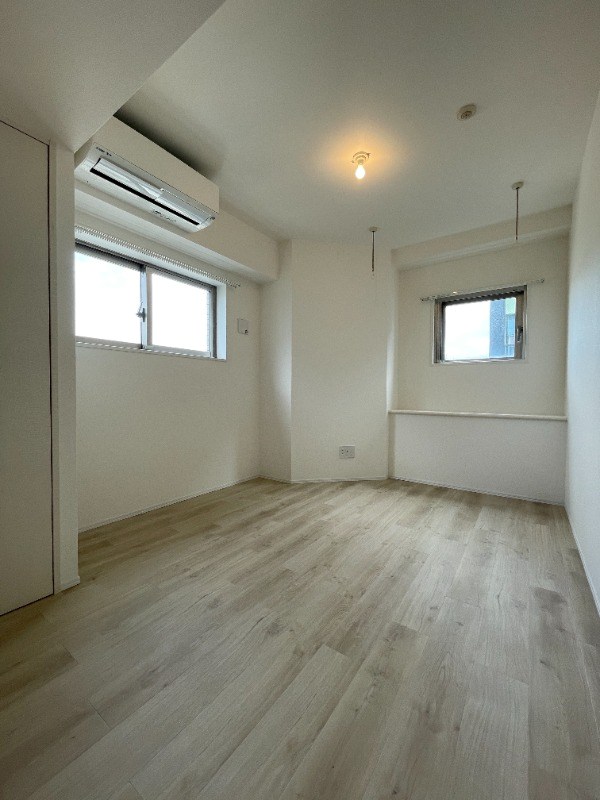 レジディア三越前 ベッドルーム