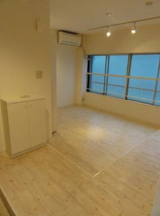 寿々川ビル  リビング