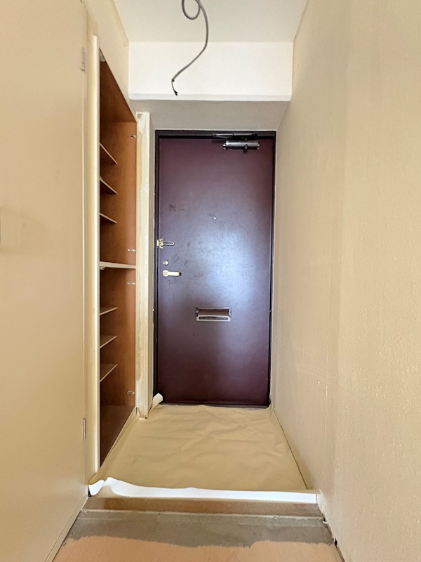 メゾンアルファ 玄関