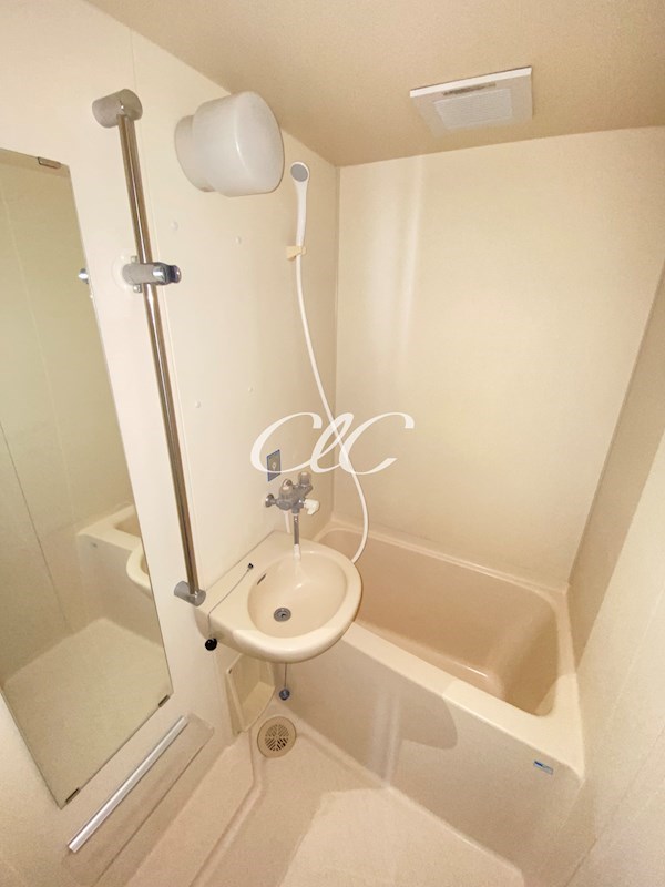 トランブルーアパルトメント 風呂画像