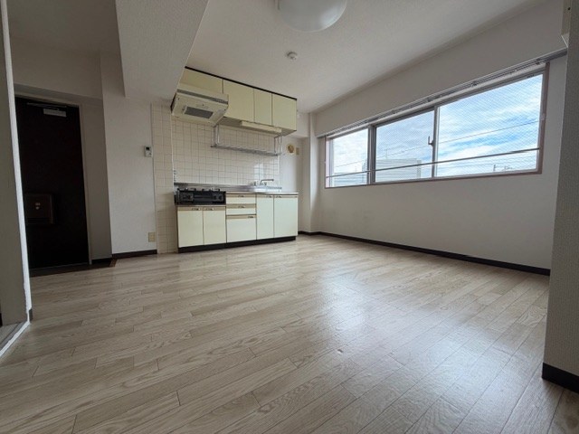 プランドール上田 リビング