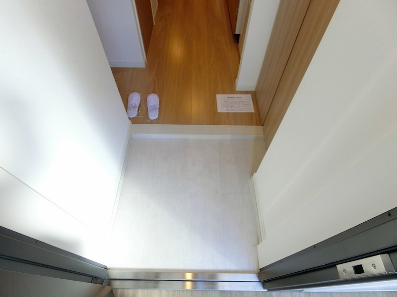 エルスタンザ浅草 玄関