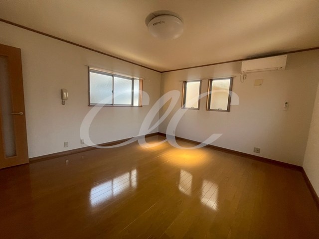 孫八貸家820 リビング