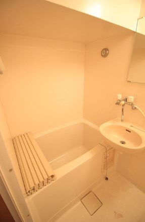 石井第２ビル 風呂画像