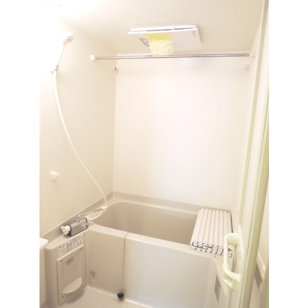 エクセレント　ティアラ 風呂画像