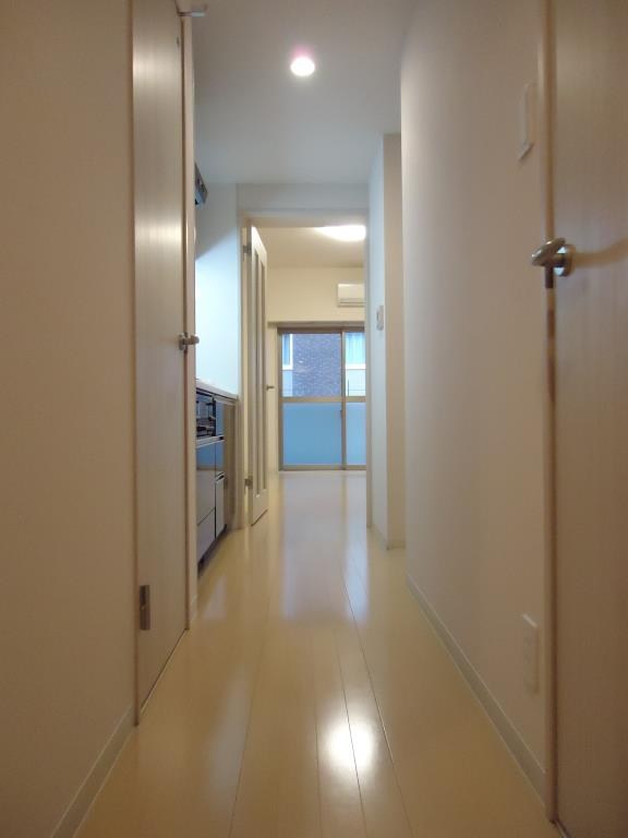 ロイヤルコート日本橋人形町 玄関