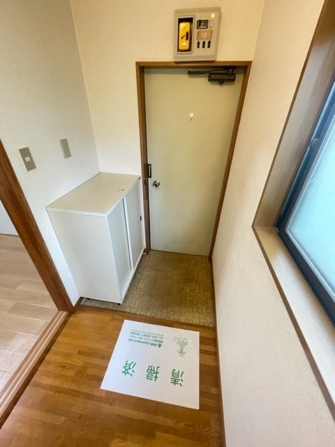 フジメイツＮＯ．２ 玄関