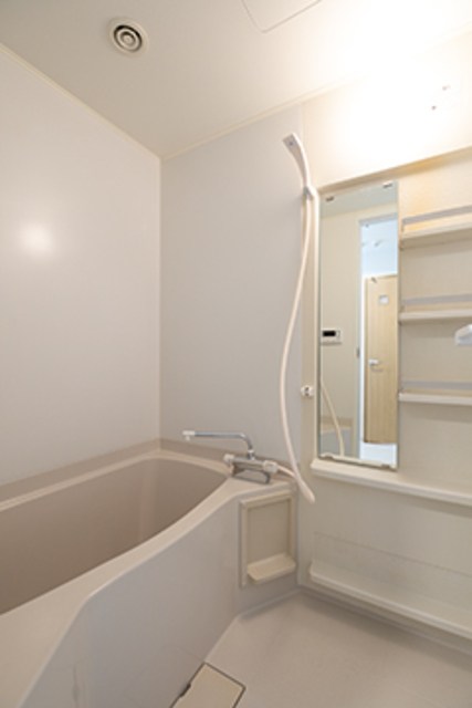 友泉大伝馬町ビル 風呂画像