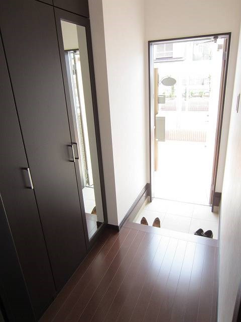 クロバーハイツＡ棟   玄関