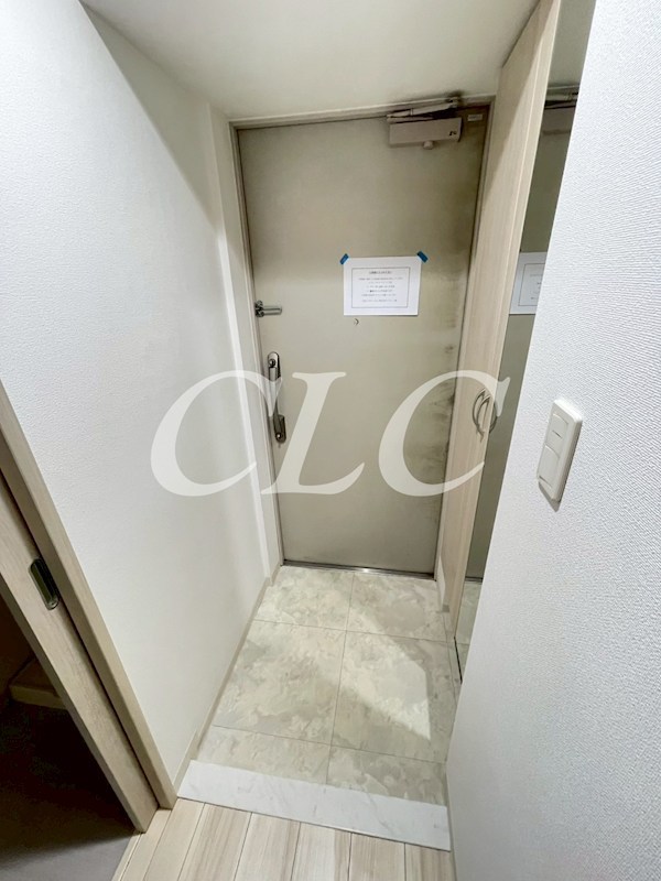 アンファンテーヌ 玄関