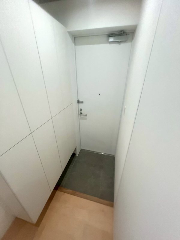 ROJI　COURT　MOTOKI 玄関