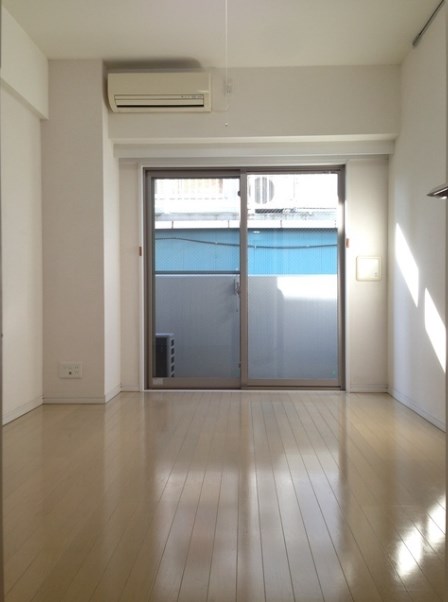 プレール・ドゥーク清澄白河  リビング