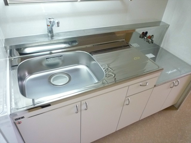 メゾン・カドリーユ         キッチン