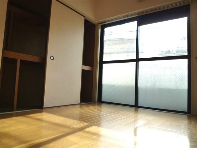 メゾン・カドリーユ         ベッドルーム