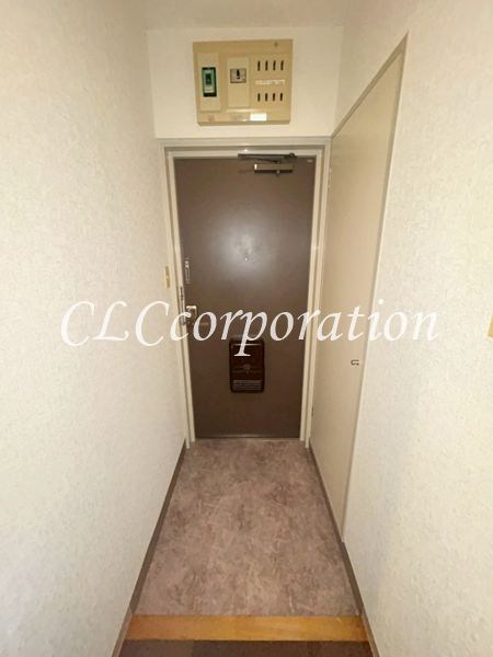 パークサイド冬木    玄関