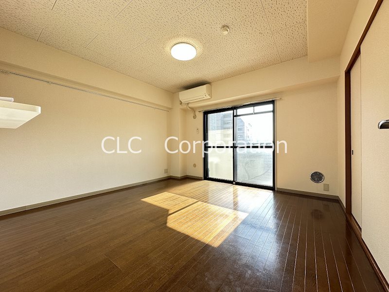 関寅ビル第２ リビング