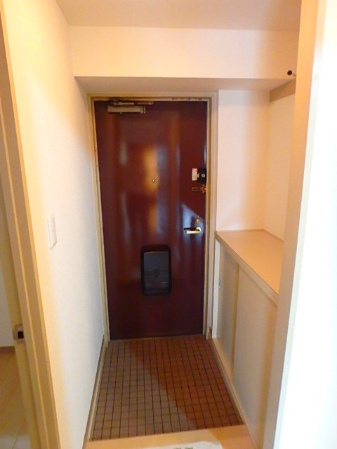 ヴェーネル滝沢  玄関