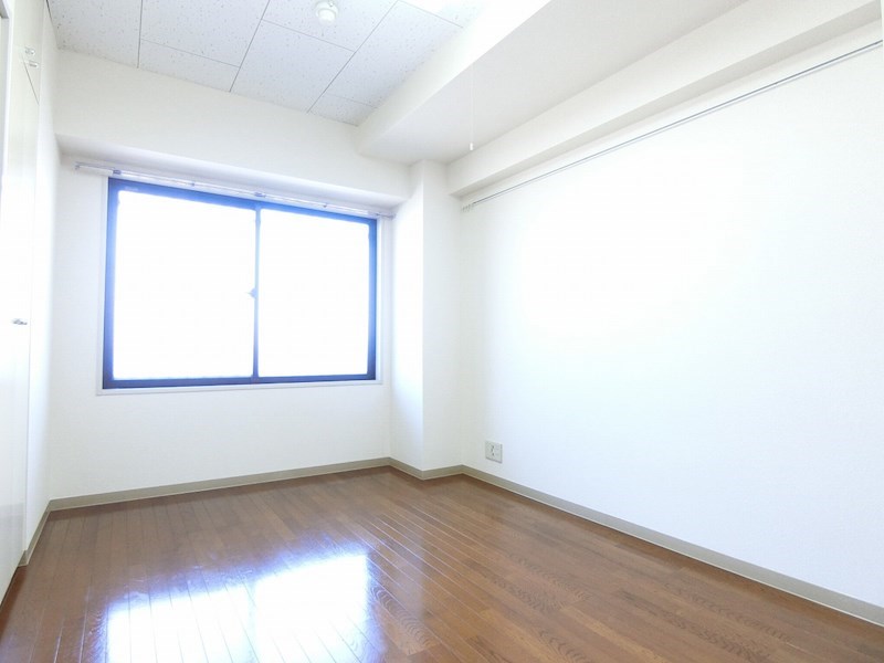 関寅ビル第２ ベッドルーム