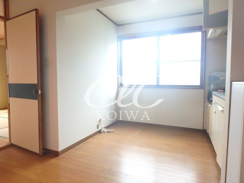 メゾン八千代 リビング