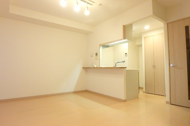 ガクエンヒルズ北千住 リビング