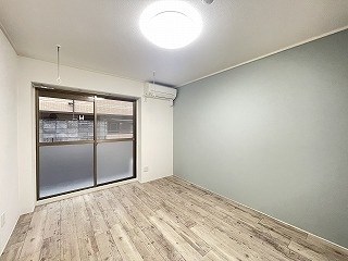 フレンドリーテラス六町  ベッドルーム