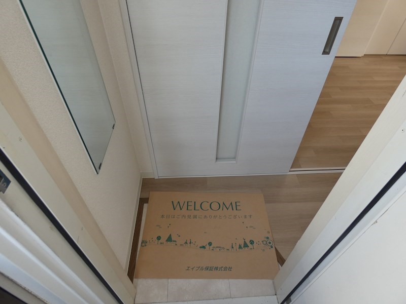 ヴィオラ・ハウス 玄関