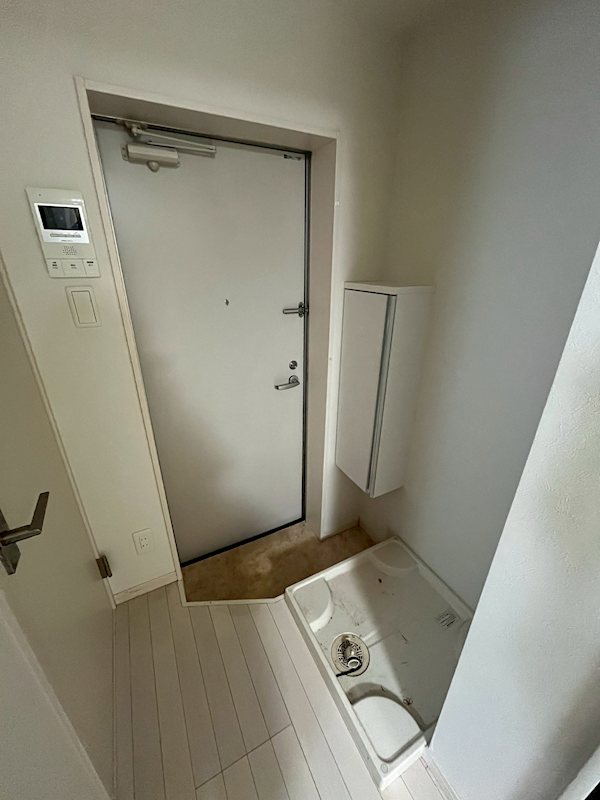 アリス南千住 玄関