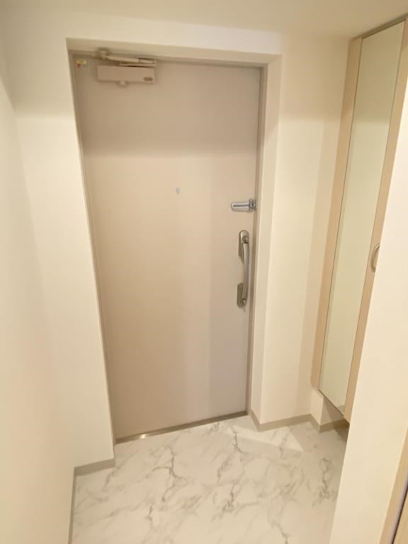 ケイ・ヴィラージュ 玄関