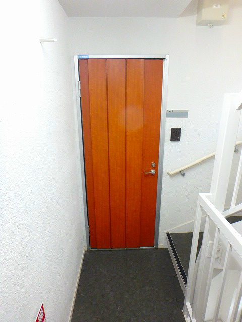 エルプレミア平井  玄関