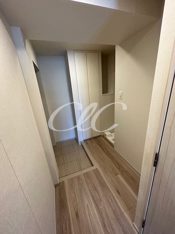 コンフォリア・リヴ千住 玄関