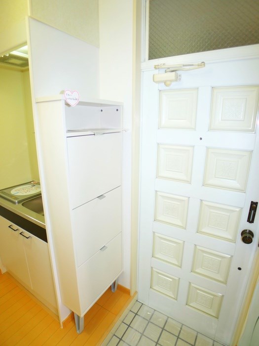 メゾンアイ浦安 玄関