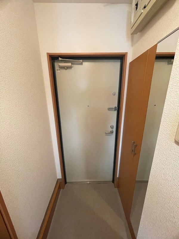 ベルフレンテⅡ 玄関