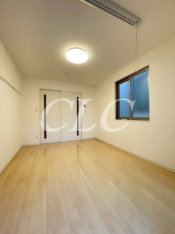 ＳＵＩ&amp;rsquo;ｓ　２ｎｄ（スイズセカンド） ベッドルーム