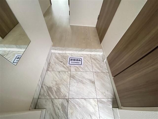 フュージョナル王子HYｓ（ハイズ）  玄関