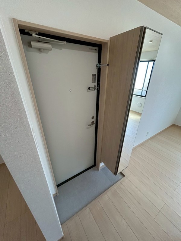 プアマエオレ 玄関